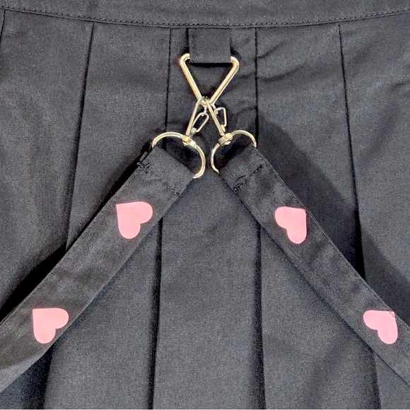 Pleated Heart Tape Skirt Sz. Medium - Picture 5 of 6